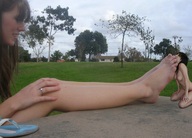 breasts collage nude feet black_hair barefoot foot_worship hand shrunken_woman outdoors rings sok06