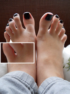 micro feet shrunken_woman between_toes