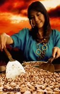 giantess vore asian shrunken_men shrunken_woman food cook chnebx