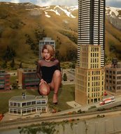 giantess collage city kneeling model_city people elise