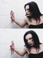 crush blood noboss shrunken_men hand