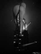 giantess collage nude monochrome helicopter climbing legs skyscraper night beregous search_lights mulher_melancia