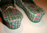 shoes insole bondage shrunken_woman dirty
