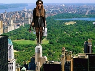 giantess city brunette new_york_city central_park demi_lovato joe117