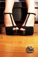 giantess feet small_man high_heels shoes military goddess floor bugunderherfeet callia