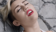 vore mouth singing shrunken_men animation shrunken_man closed_eyes docop miley_cyrus