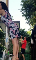 giantess collage small_man brunette dress legs outdoors giulio_10