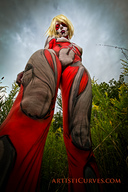 giantess blonde looking_down cosplay point_of_view shelle-chii attack_on_titan at_her_feet annie_leonhart oldmacman