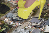 giantess collage destruction high_heels photographer