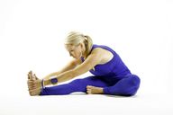 collage feet blonde barefoot unknown_artist hand shrunken_man stretching milf pressed