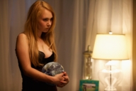 collage earth planet cleavage hand indoors manicure zboczony juno_temple