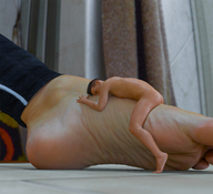 barefoot soles shrunken_man heel floor digital_render flagg3d