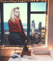 breasts giantess collage mega story billie_piper megagiantess gtsmakerdj city butt jeans window looking_back looking_at_viewer doctor_who rear_view Mega Megagiantess rose_tyler