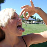 vore blonde tongue amy shrunken_men hand encolhido