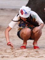 giantess collage asian shrunken_men hand sand