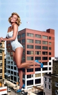 giantess city high_heels legs