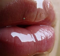 micro giga saliva lips honey parachute naked-in-the-rain