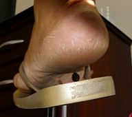 giantess crush feet soles shrunken_men foot_crush shrunken_woman